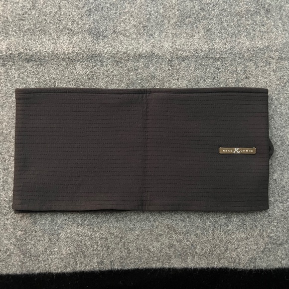 MIKE & CHRIS "8th Street" Scarf in Black Ash - Picture 3 of 5